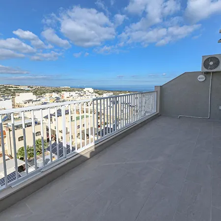 Lovely And Spacious Penthouse 2 Bed 1 Bath With Wide Panoramic Views Апартаменты Пемброк